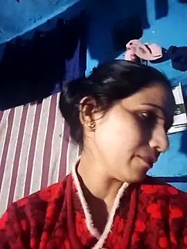 Jooli xx online show from December 16, 2025, 12:21 pm