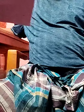 Snapshot of yourboy1794 chatting on November 10, 2025, 4:39 pm yourboy1794 online show from November 10, 2025, 4:39 pm