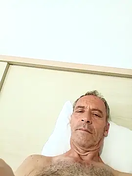 Snapshot of Meliwem12 chatting on September 16, 2025, 5:52 am Meliwem12 online show from September 16, 2025, 5:52 am