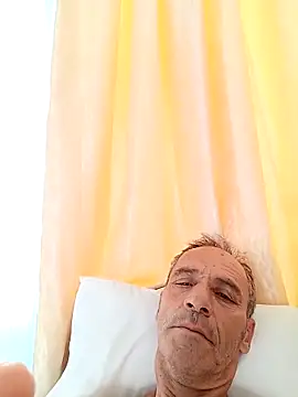 Snapshot of Meliwem12 chatting on September 25, 2025, 5:11 am Meliwem12 online show from September 25, 2025, 5:11 am