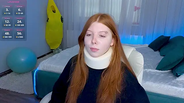 Adell  Shine online show from September 30, 2025, 11:15 am