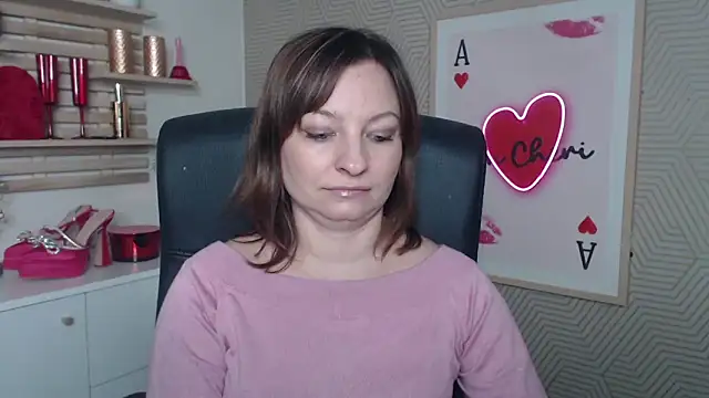 Snapshot of angelaSamt chatting on February 18, 2026, 6:42 am angelaSamt online show from February 18, 2026, 6:42 am