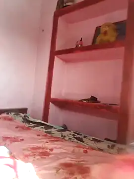 posewith online show from February 11, 2026, 8:19 am