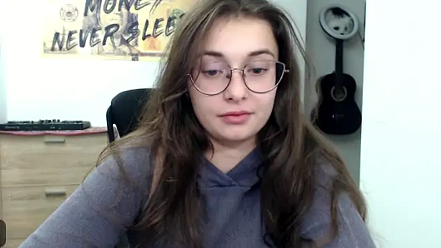 Snapshot of HotAnna2004 chatting on September 27, 2025, 8:36 pm HotAnna2004 online show from September 27, 2025, 8:36 pm