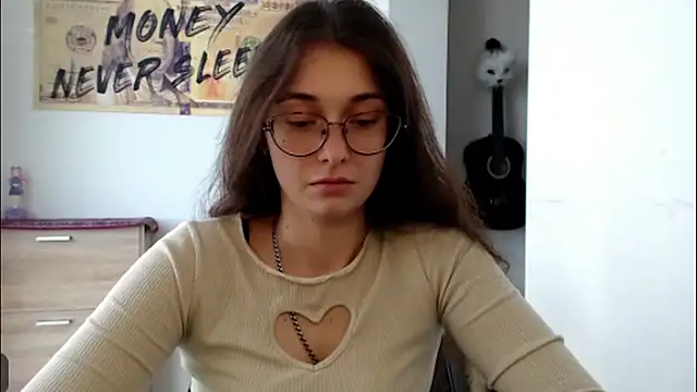 Snapshot of HotAnna2004 chatting on October 19, 2025, 10:49 am HotAnna2004 online show from October 19, 2025, 10:49 am