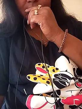 Alina-khan online show from October 27, 2025, 5:55 am