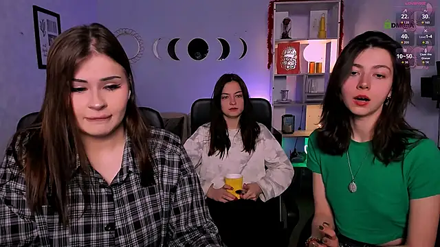 kitniss dreamy online show from April 20, 2026, 7:15 pm