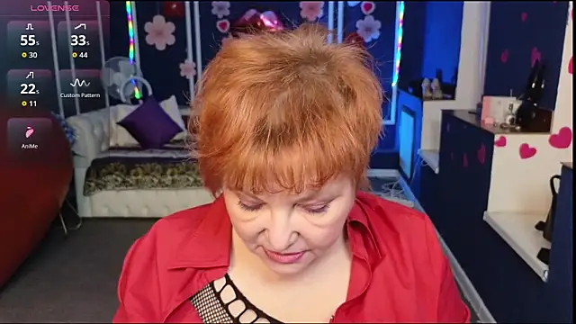 Kira Kenett online show from February 10, 2026, 4:33 pm