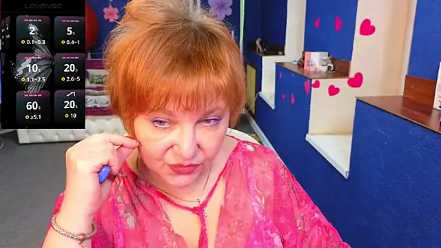 Kira Kenett online show from April 12, 2026, 5:18 pm