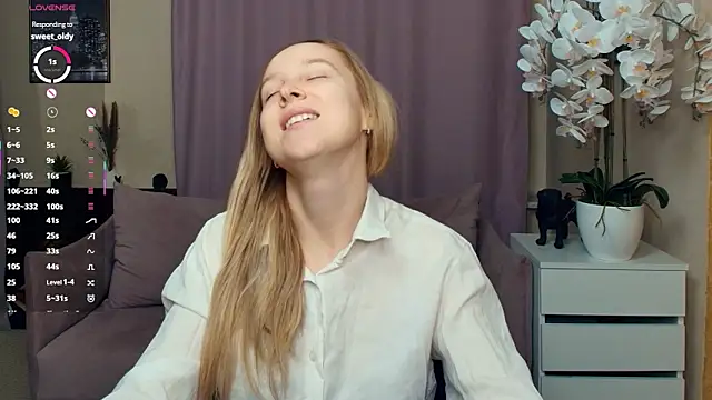 SoonMoor online show from February 9, 2026, 7:51 pm