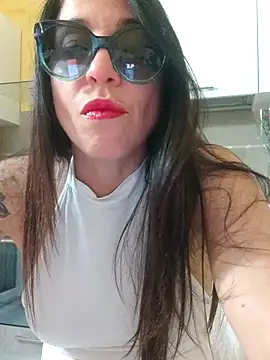 Snapshot of sexy7883 chatting on March 9, 2025, 8:31 pm sexy7883 online show from March 9, 2025, 8:31 pm