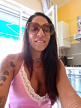 Snapshot of sexy7883 chatting on September 9, 2025, 10:48 am sexy7883 online show from September 9, 2025, 10:48 am