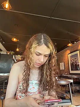 Snapshot of aurorasparkles chatting on February 22, 2026, 11:14 pm aurorasparkles online show from February 22, 2026, 11:14 pm