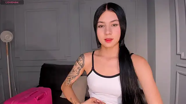 LaurentConnor online show from October 28, 2025, 3:43 am