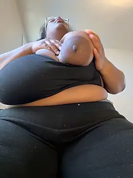 bunbun420247 online show from November 13, 2025, 4:28 pm