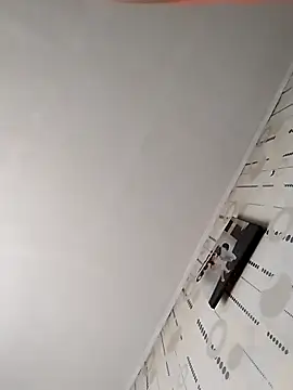 couplebest1 online show from September 13, 2025, 12:49 pm