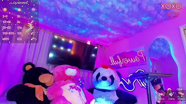 Naomy Alvaradoo online show from January 18, 2026, 7:06 pm