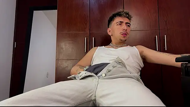 liamty luxor online show from October 20, 2025, 1:17 am