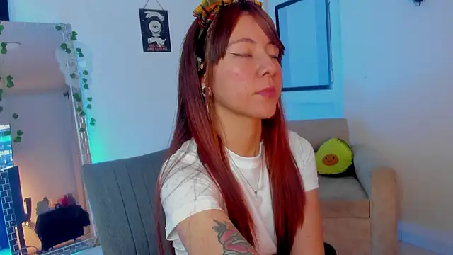 Genesiissss online show from February 3, 2026, 3:37 am