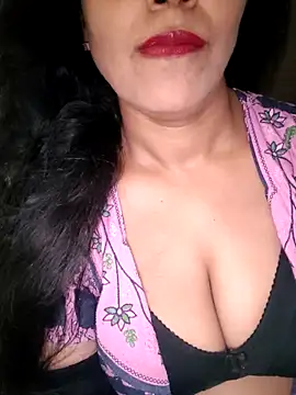 Snapshot of Deepa_Sharma143 chatting on September 18, 2025, 6:48 am Deepa Sharma143 online show from September 18, 2025, 6:48 am