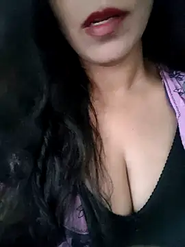 Snapshot of Deepa_Sharma143 chatting on October 22, 2025, 2:01 am Deepa Sharma143 online show from October 22, 2025, 2:01 am