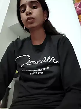 Hot-Soniya2 online show from November 2, 2025, 8:33 pm