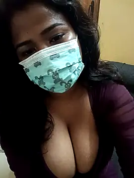 Snapshot of HAANNIAA chatting on October 19, 2025, 5:46 pm HAANNIAA online show from October 19, 2025, 5:46 pm