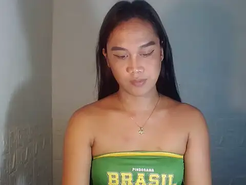 LatinaEmpress online show from February 6, 2026, 3:22 am