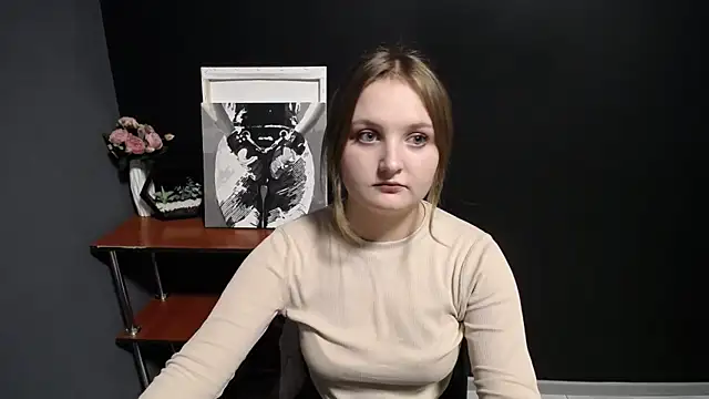 Snapshot of Mystic_nikole chatting on October 6, 2025, 3:09 pm Mystic nikole online show from October 6, 2025, 3:09 pm