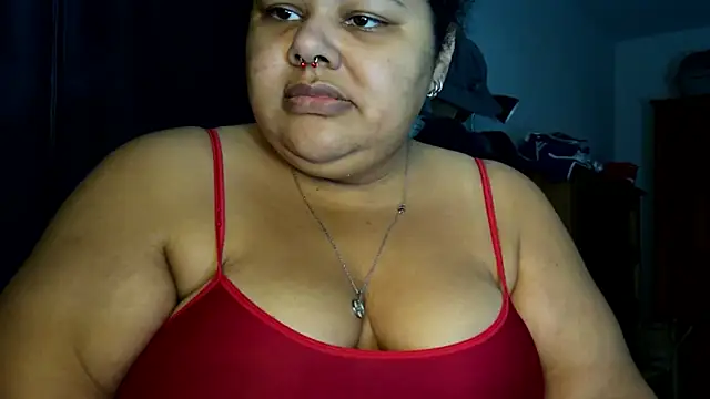 xlatinastar online show from June 11, 2026, 7:01 pm