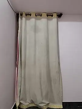 Family02 online show from February 19, 2026, 5:20 pm