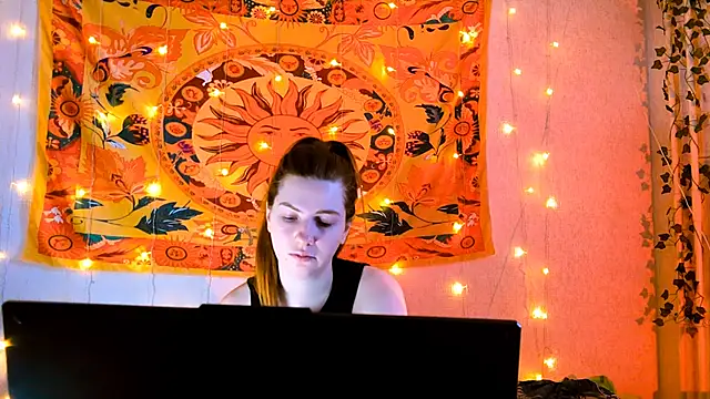 AliceCUNTach online show from April 9, 2026, 6:19 am