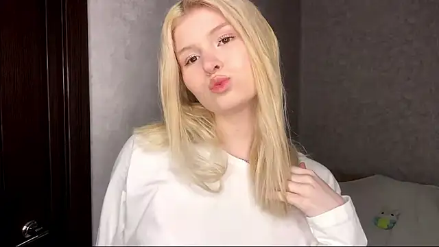 ShontaWasilko online show from March 24, 2026, 7:08 pm