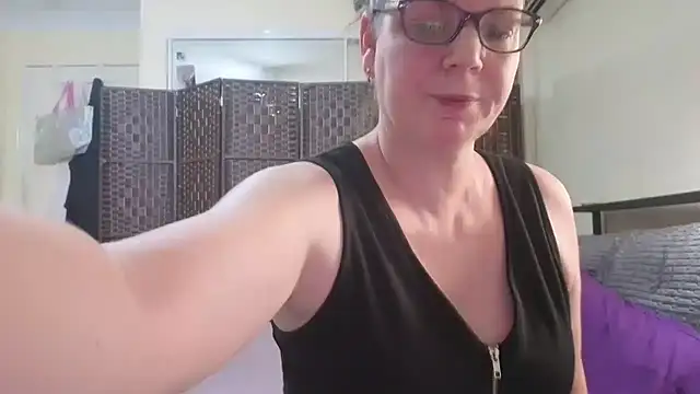 Snapshot of aussiepeaches chatting on February 5, 2026, 12:59 am aussiepeaches online show from February 5, 2026, 12:59 am