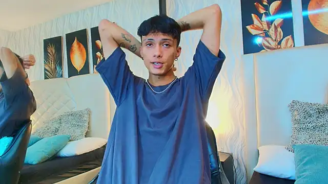 Lean Portman online show from September 12, 2025, 9:04 pm