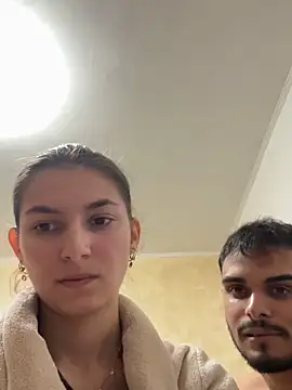 Snapshot of Brown_Velvet2 chatting on October 12, 2025, 9:47 pm Brown Velvet2 online show from October 12, 2025, 9:47 pm