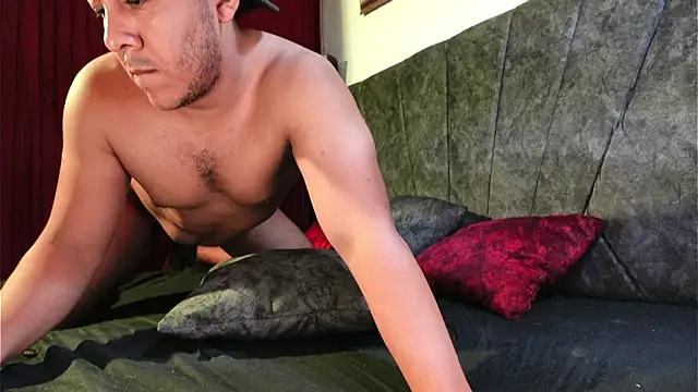 Misterjhons2 online show from April 10, 2026, 7:07 pm