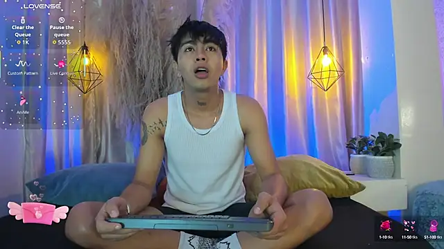 arion sherwind online show from September 19, 2025, 8:09 pm