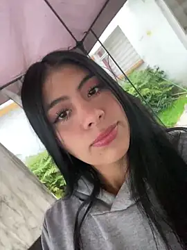 Adele Pinkk online show from December 16, 2025, 11:15 am