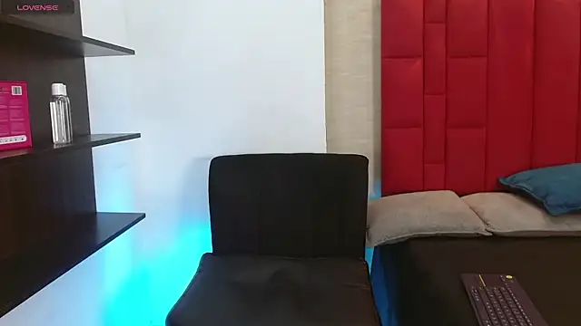 Cady Hot online show from November 24, 2025, 8:30 pm