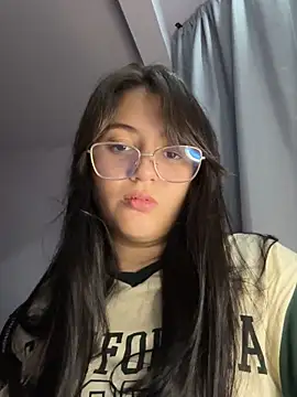 Angeldusttt online show from September 24, 2025, 12:47 am