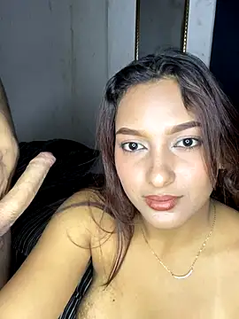 Snapshot of Ale_Dash chatting on December 4, 2025, 1:59 am Ale Dash online show from December 4, 2025, 1:59 am