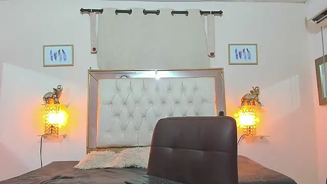 hanna roussex69 online show from September 20, 2025, 2:23 am