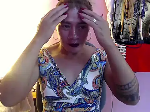 Snapshot of Gddss_Cummer chatting on November 14, 2025, 6:01 am Gddss Cummer online show from November 14, 2025, 6:01 am