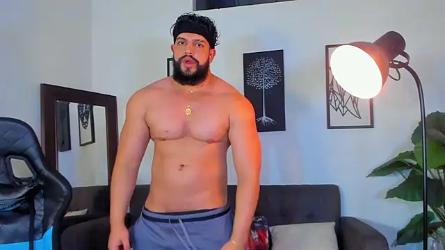 Justin kingX7 online show from June 5, 2026, 6:52 am