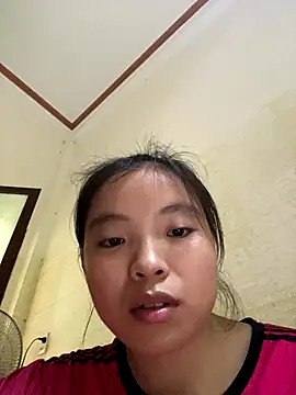 viluna online show from October 5, 2025, 7:28 am