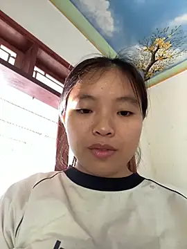 viluna online show from October 10, 2025, 1:15 am