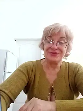 52MiaLove02 online show from January 8, 2026, 10:17 am