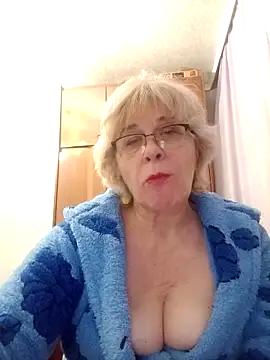 52MiaLove02 online show from February 16, 2026, 6:04 pm