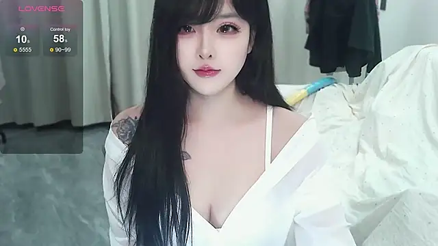 -caicai online show from June 6, 2026, 12:54 pm